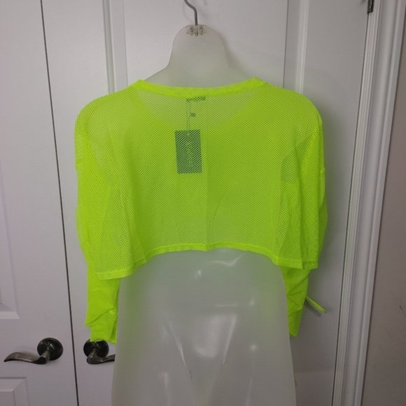 Cropped neon swim cover up top plus size - Picture 5 of 6